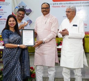 कुलाधिपति सुरेश जैन एक्सीलेंस सर्टिफिकेट्स सम्मान पर बोले, टीएमयू के लिए एक और उपलब्धि 